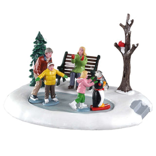 Lemax Vail Village Accessory: Beginner Skaters sparkle-castle
