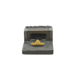Snow Village Halloween Accessory: S.S. Georgie Figurine, Set sparkle-castle