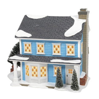 National Lampoon’s Christmas Vacation Village: Chester House sparkle-castle