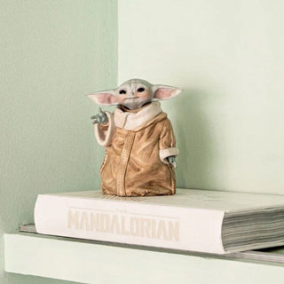 Lladró Feature Film Collection: Grodu Figurine sparkle-castle